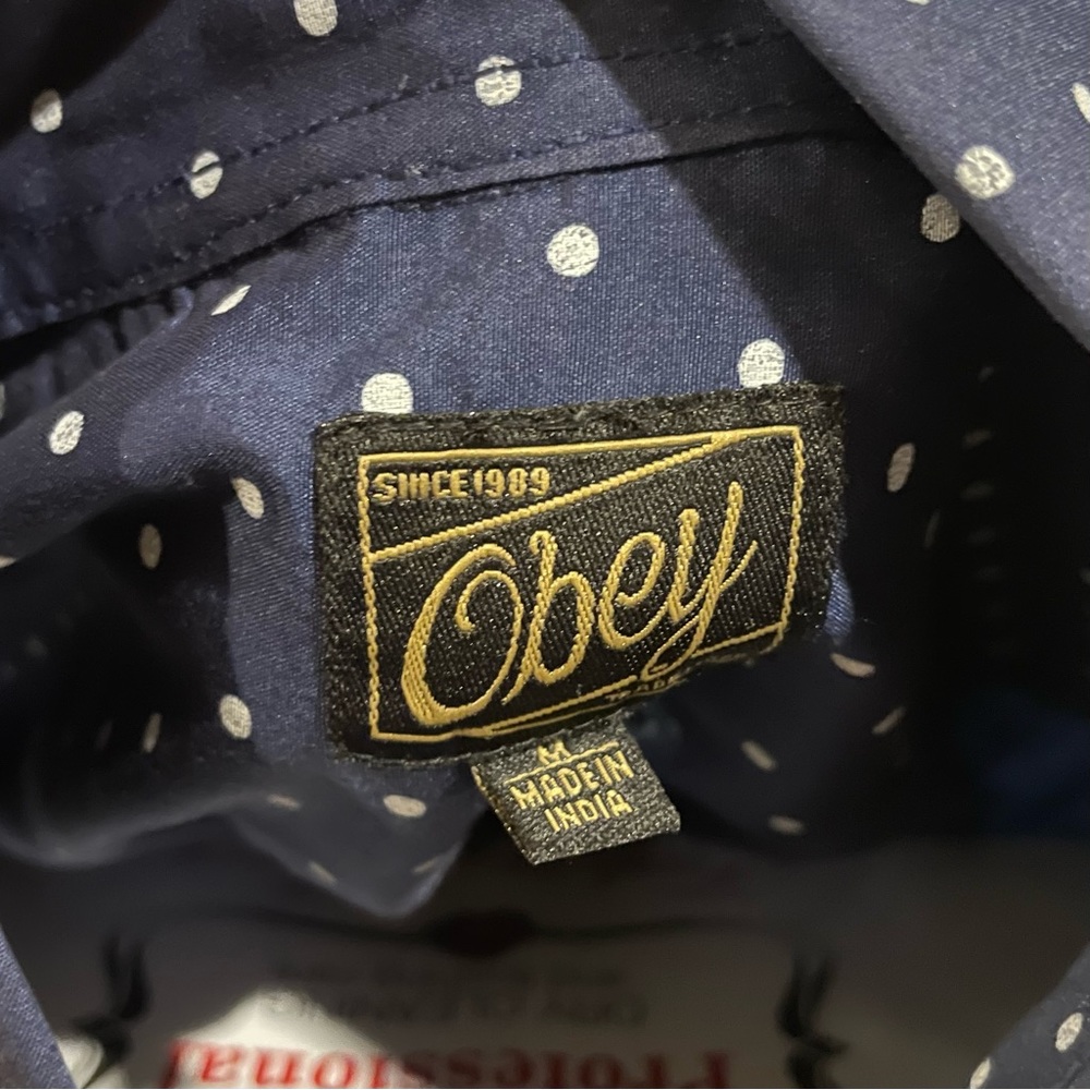 Mens M, OBEY Blue Polka Dot Button Down SS - Picture 2 of 4
